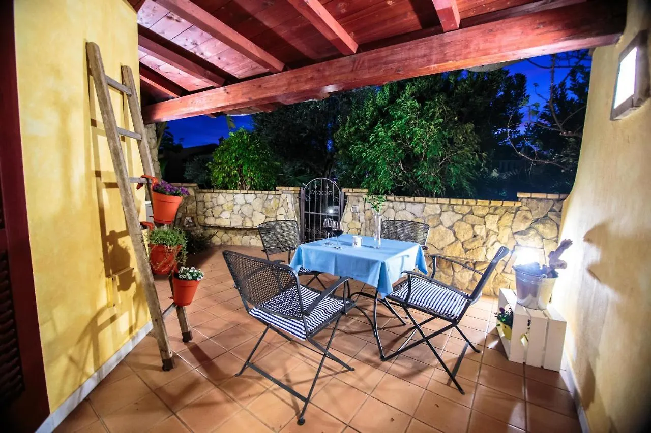 Casa Daniela Apartment Su Forti 0*, Капитана